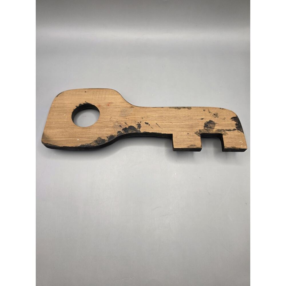 Vintage Wooden Skeleton Key Wall Hanging Key Holder Rack 4 Hooks Black Wood... - Picture 3 of 4
